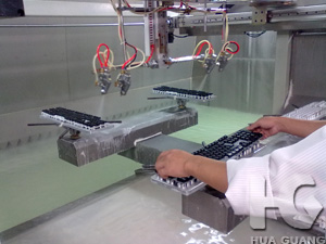 IT電子行業(yè)噴涂線解決方案:平面往復(fù)機噴涂線